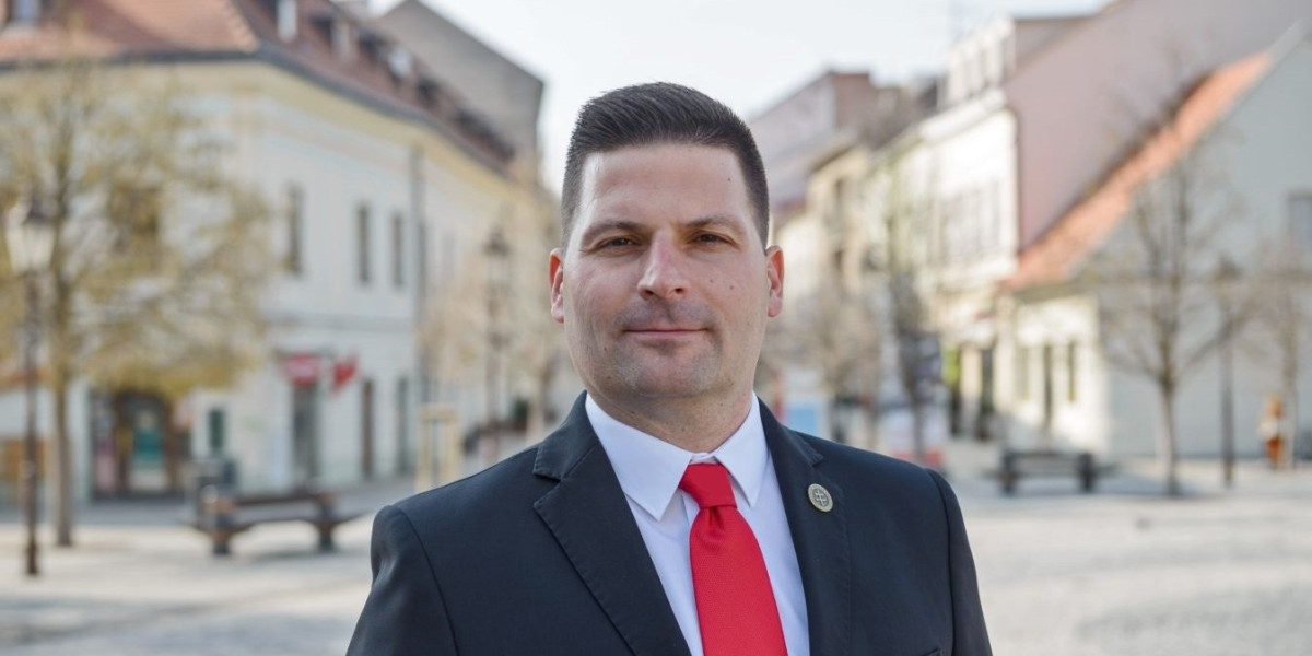 Róbert Švec Róbert Švec - 42TČen