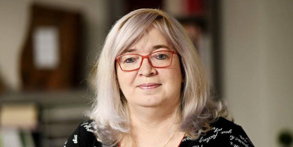 Jana Zwyrtek Hamplová Jana Zwyrtek Hamplová - 42TČen