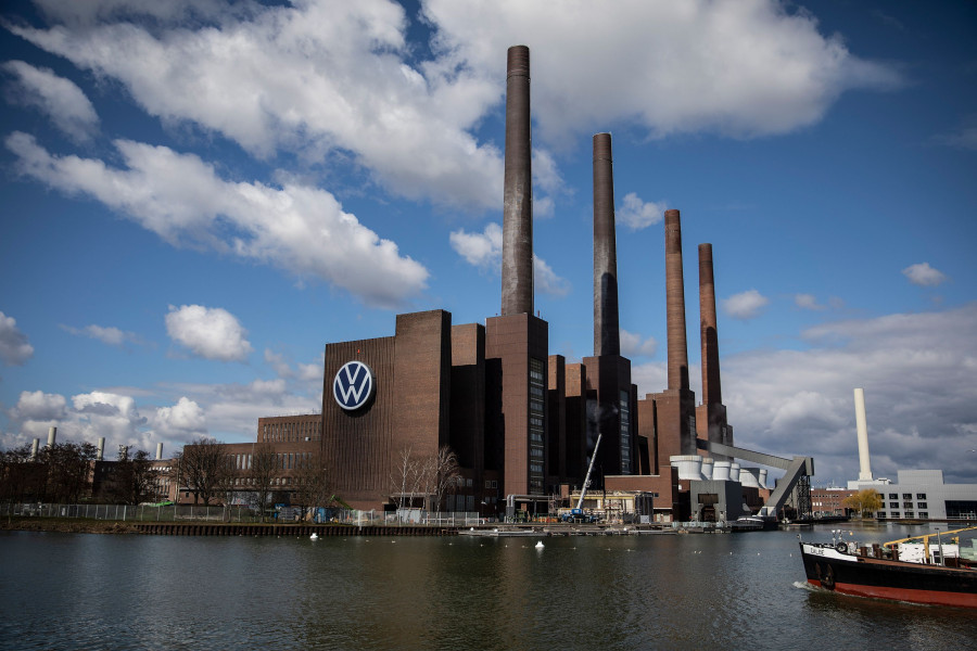Továrna Volkswagen v německém Wolfsburgu - 42TČen