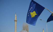 Vlajka Kosova v Prištině - 42TČen
