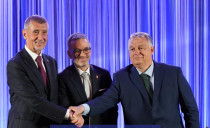 Andrej Babiš (ANO), Herbert Kickl (FPÖ) a Viktor Orbán (Fidecz) spoluzakládají frakci Patriots for Europe - 42TČen