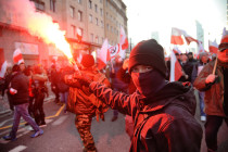 Demonstranti na Den nezávislosti Polska - 42TČen