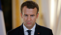  Emmanuel Macron - 42TČen
